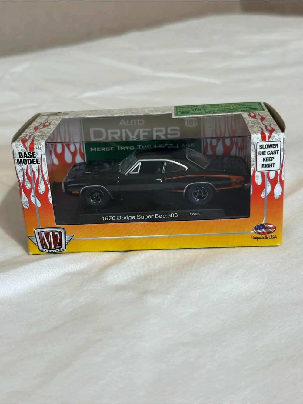 NIB M2 Machines 1970 Dodge Super Bee 383 Black Diecast 1:64